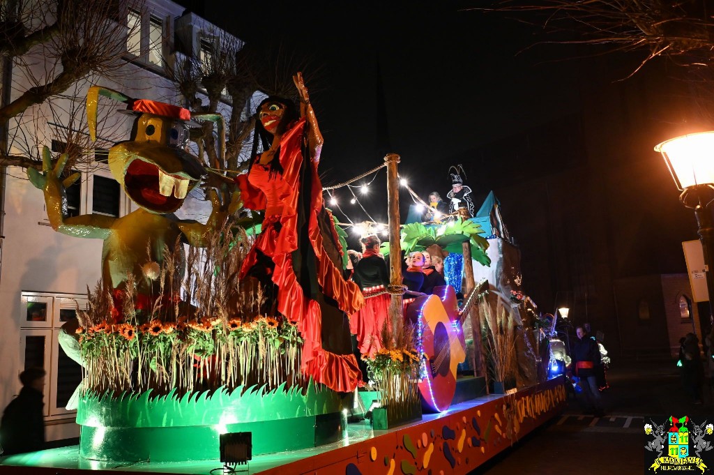 ../Images/Verlichte optocht Noordwijk 2026 062.jpg